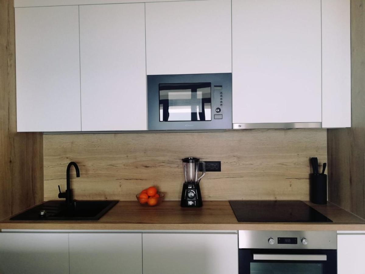 Apartman Aria Apartment Dugi Rat Exterior photo