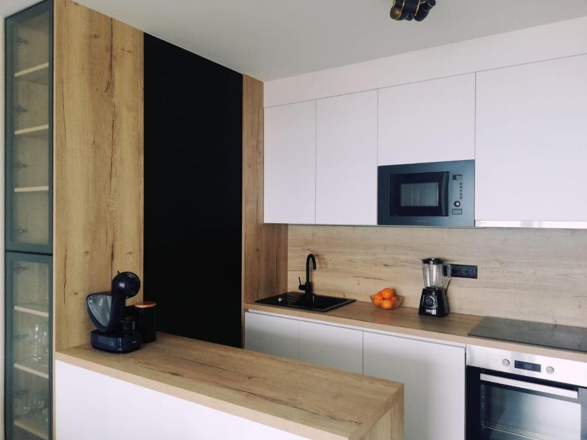 Apartman Aria Apartment Dugi Rat Exterior photo